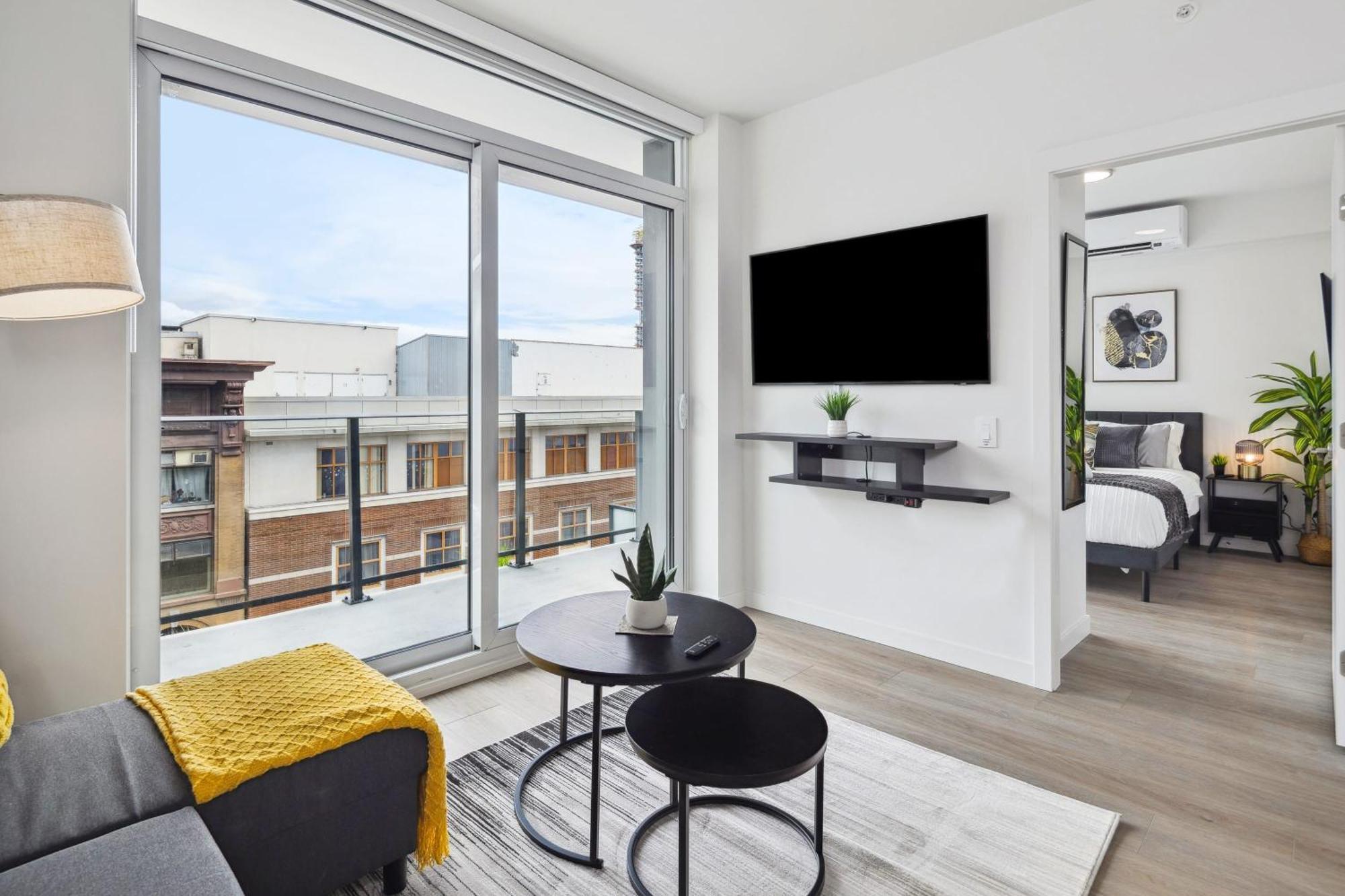 Brand New City Apt In Downtown Vancouver Eksteriør billede
